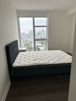 Queen Size Bed + Mattress. (Excellent Quality)