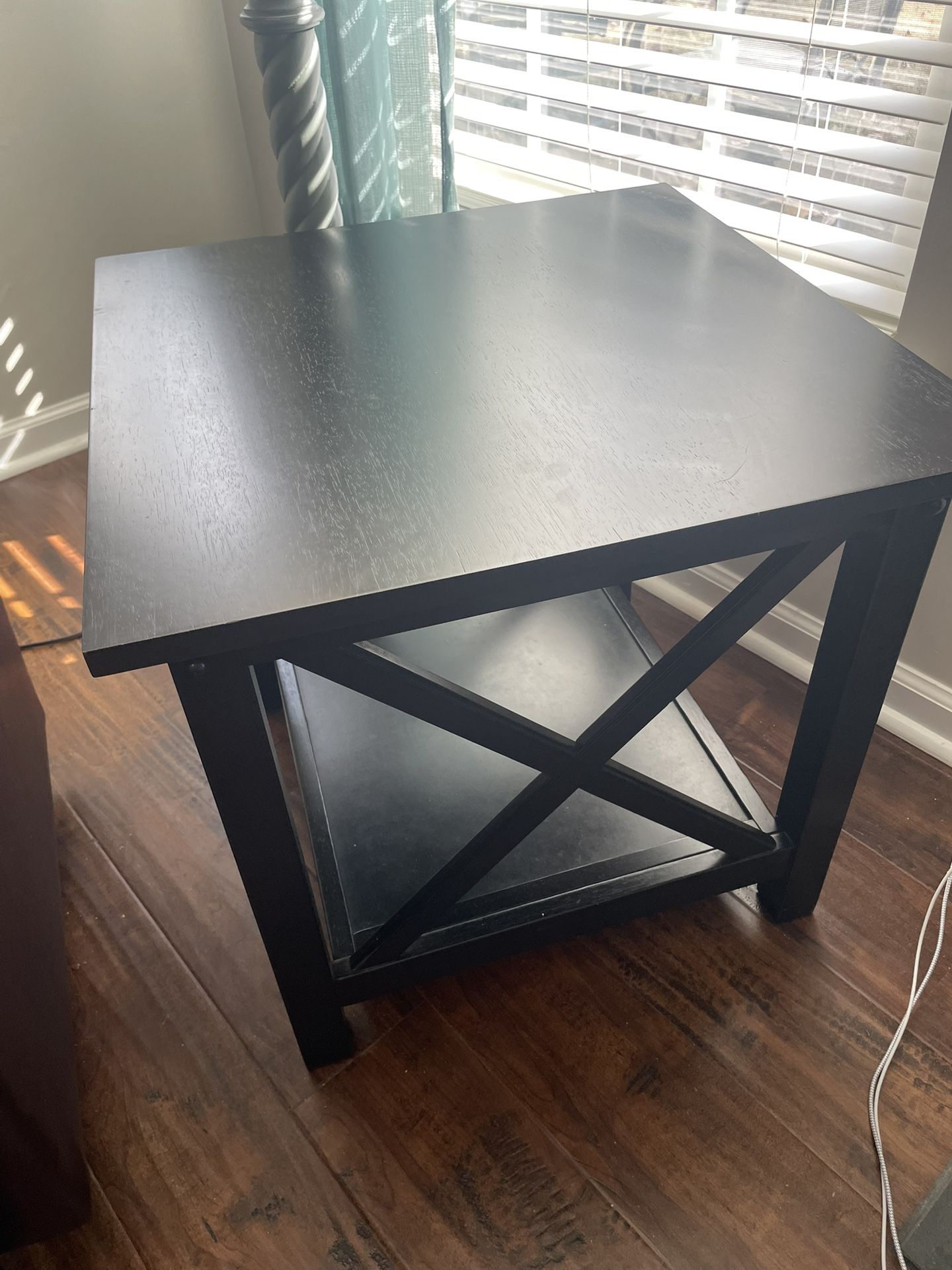Coffee Table & 2 Side/End Tables