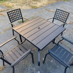 5 PCs Outdoor Furniture Set, Squar Patio Table with 4 Stackable Chairs