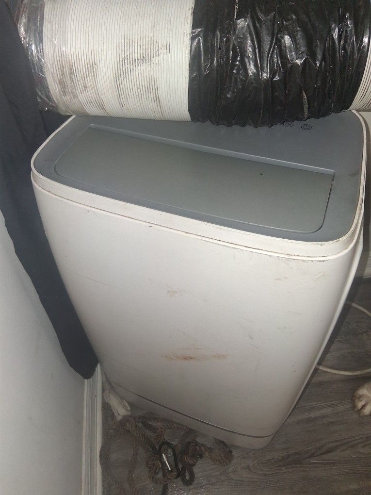 Portable, AC unit.\nAir conditioner