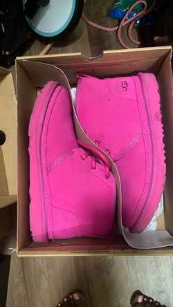 Hot pink uggs size 6