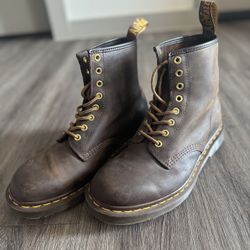Doc Marten Boot Shoe M9