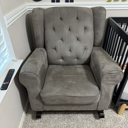 Nursery/Rocking Chair