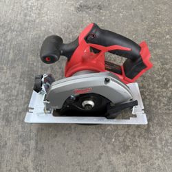 Skillsaw 6 1/2” Milwaukee M18