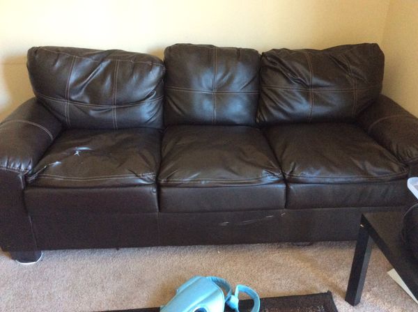 3 Seater Leather Sofa 80 For In Bloomington Il Offerup
