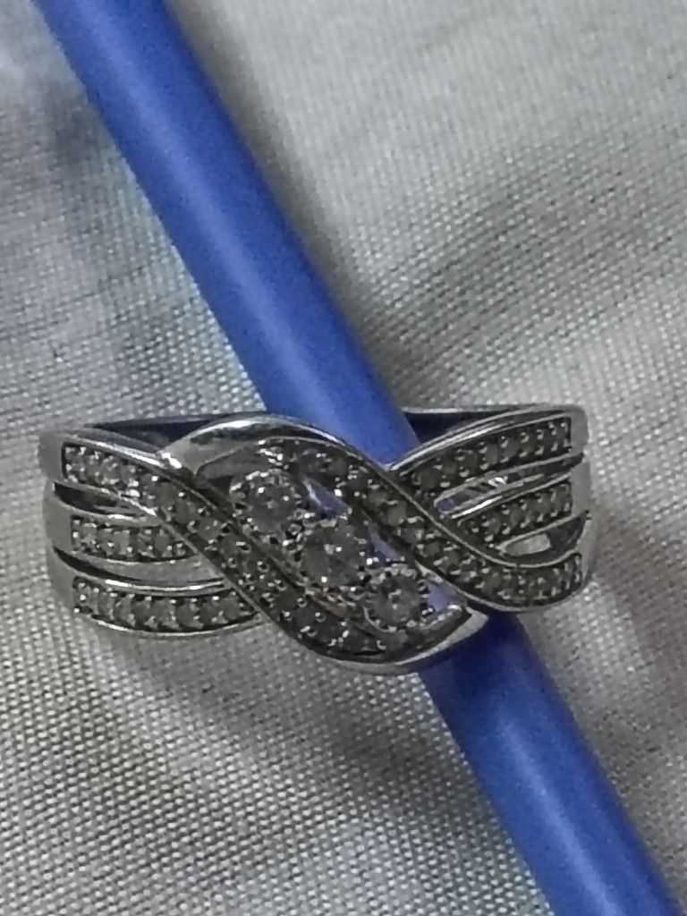Nice Ring