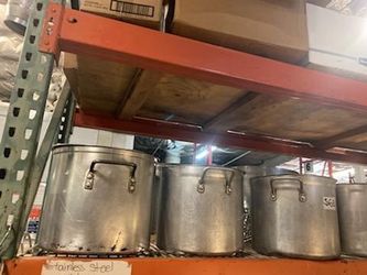 Commerical pots ( starting at 40$)