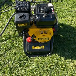DeWalt 3400psl  2.5 GPM