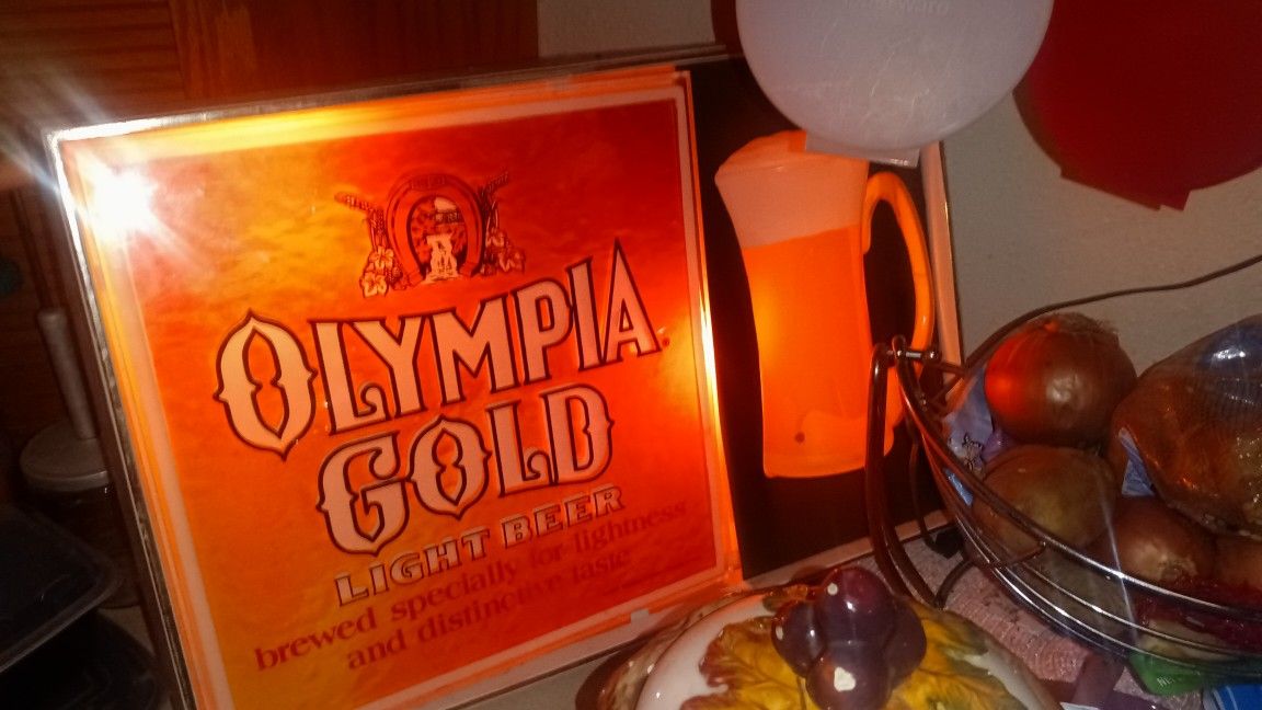 Olympia Gold Light Up & Mug Bubbles Sign