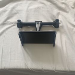 Car iPad or Cell Phone Mount