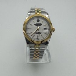 Two-Tone White Dial Watch with Fluted Gold Bezel