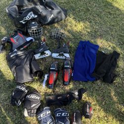 7-9 Youth Bauer Little Sport Complete  Hockey Gear