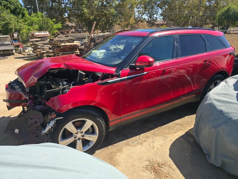 +2020 LAND ROVER
RANGE VELAR P250S