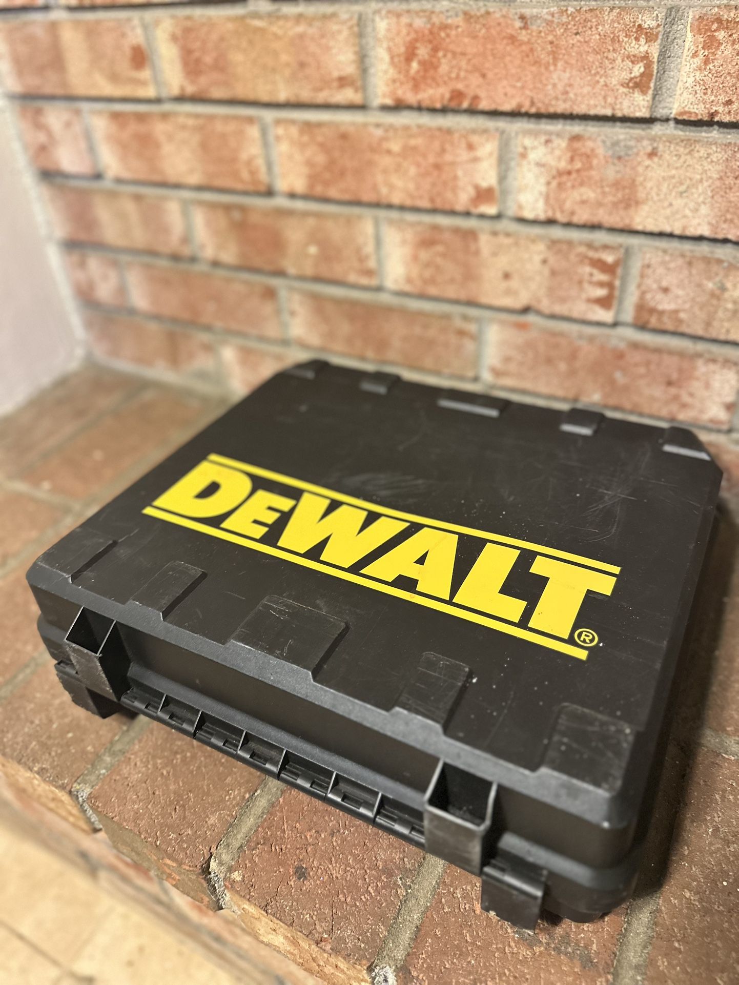 12V Dewalt Drill/Driver 1/2”  (13mm) 