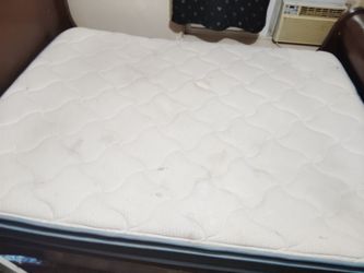 Queen mattress used