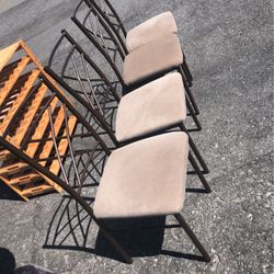 4 Metal chairs very good condition almost new