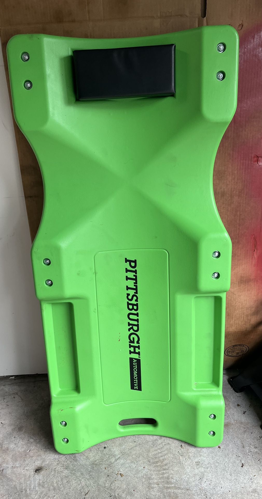 PITTSBURGH 300 lb. Capacity Low-Profile Creeper, Green