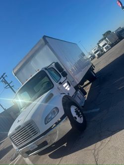FREIGHTLINER m2 (2021) box truck