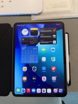 Apple iPad Pro 11" (M5) 256GB Silver — Fully Loaded Bundle