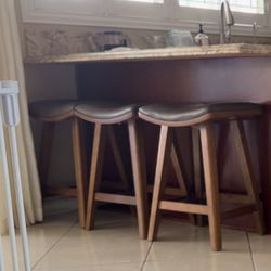 3 Saddle Bar Stools