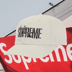 Supreme Splatter Hat Stone