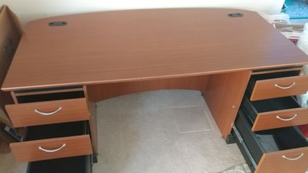 Executive office desk. Lightly used. Good condition.
