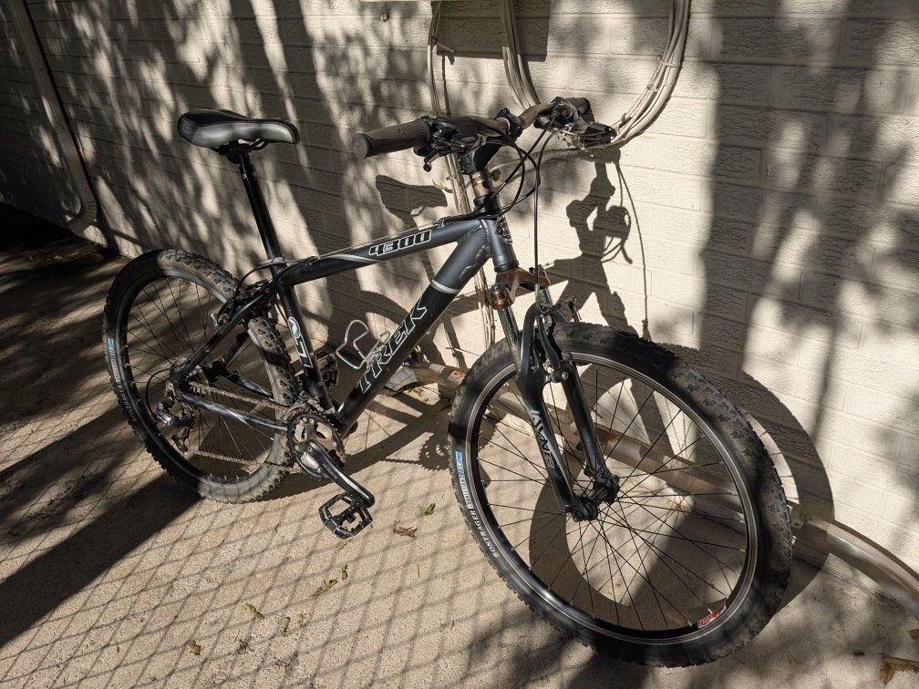Trek 4300