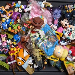 Disney Toys Figures 50 Total Mickey Minnie Daisy Donald Movies Toy Story Finding Nemo More