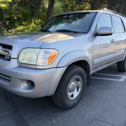 2005 Toyota Sequoia