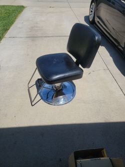 Barber chair