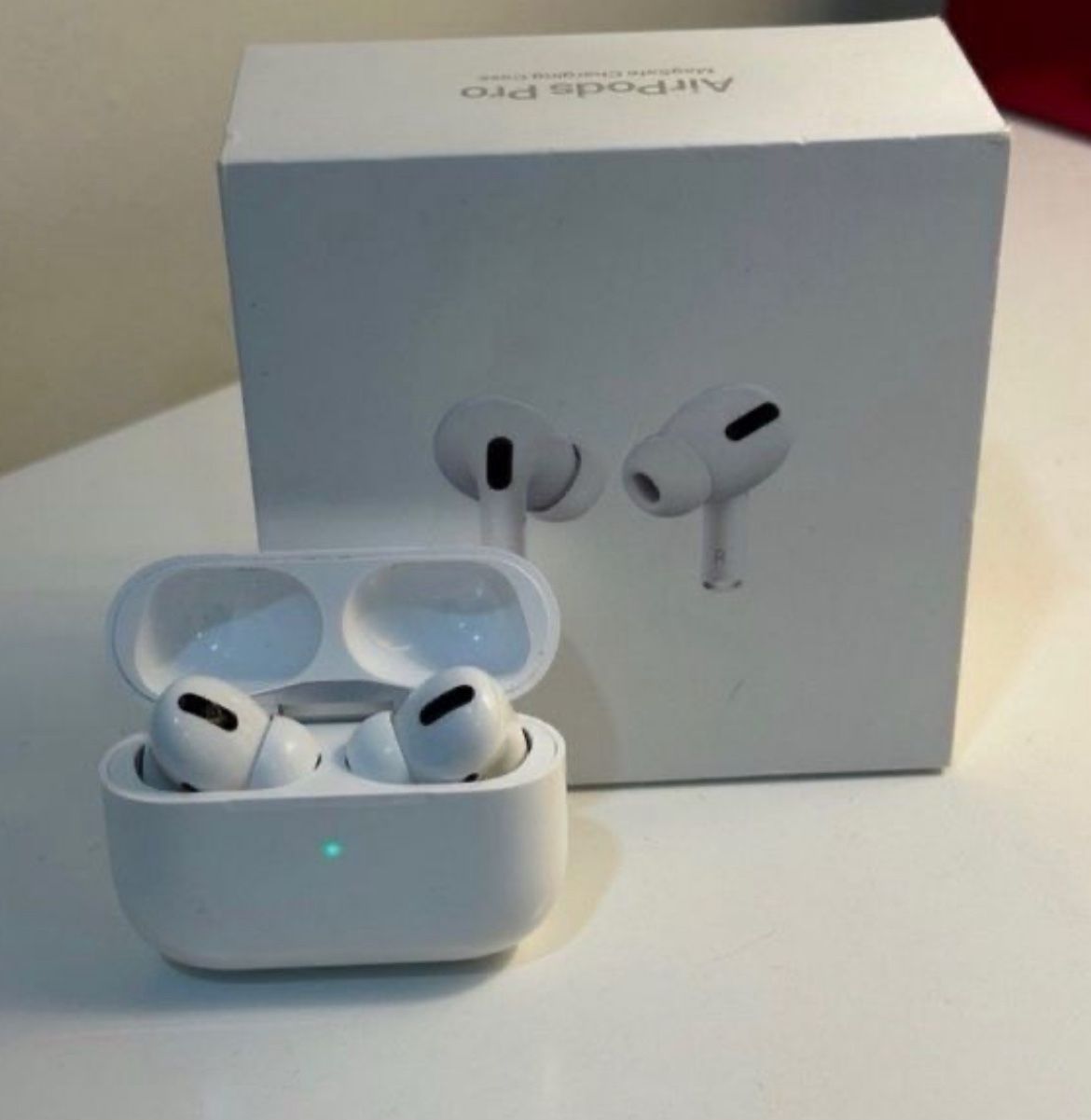 AirPods