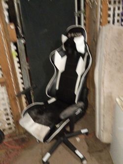 Gaming chair