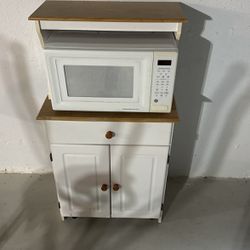 Microwave With Kitchen Cabinet