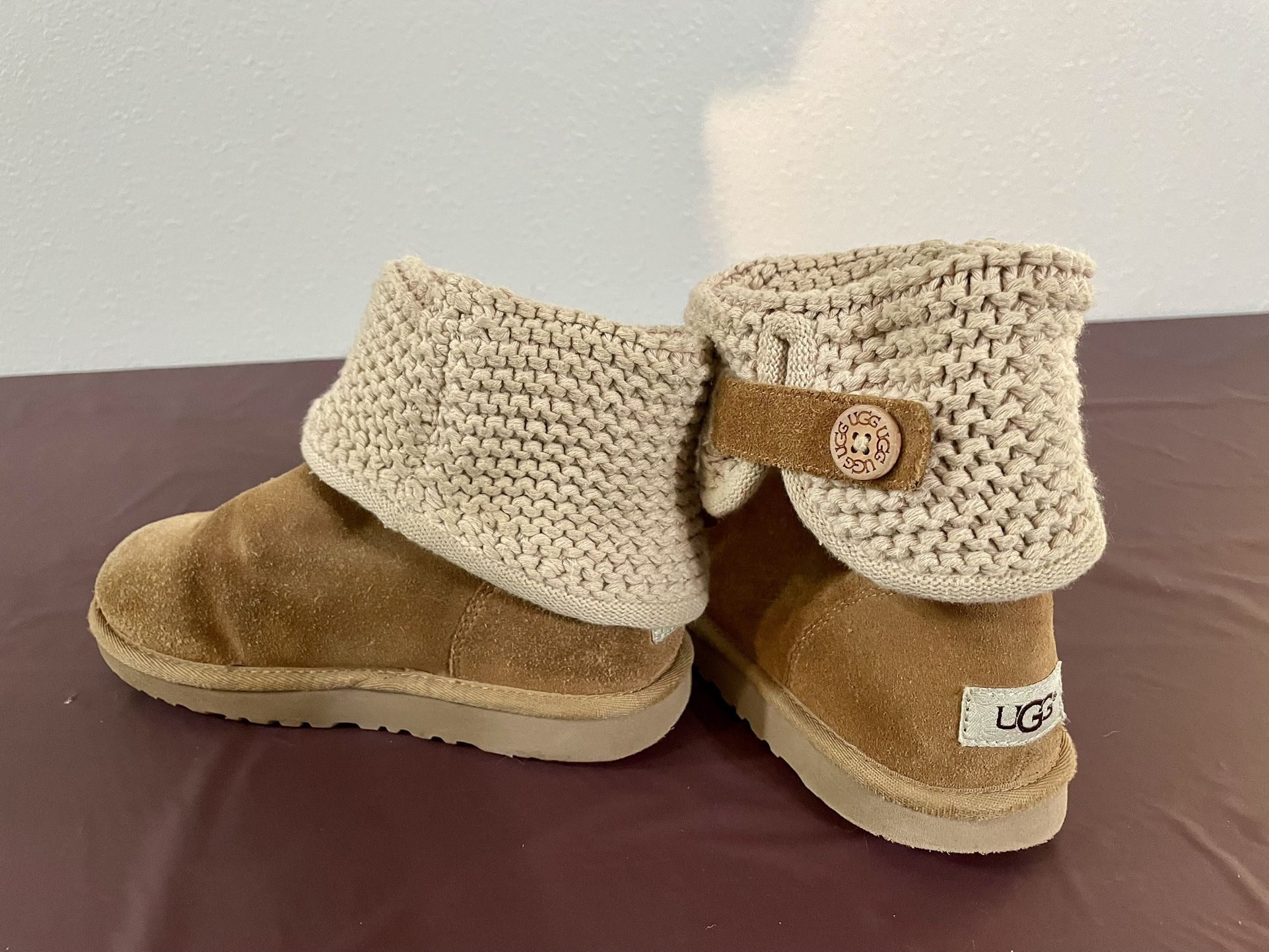 Ugg Tan Boots Size 4