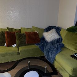 Green Vibrant Couch 