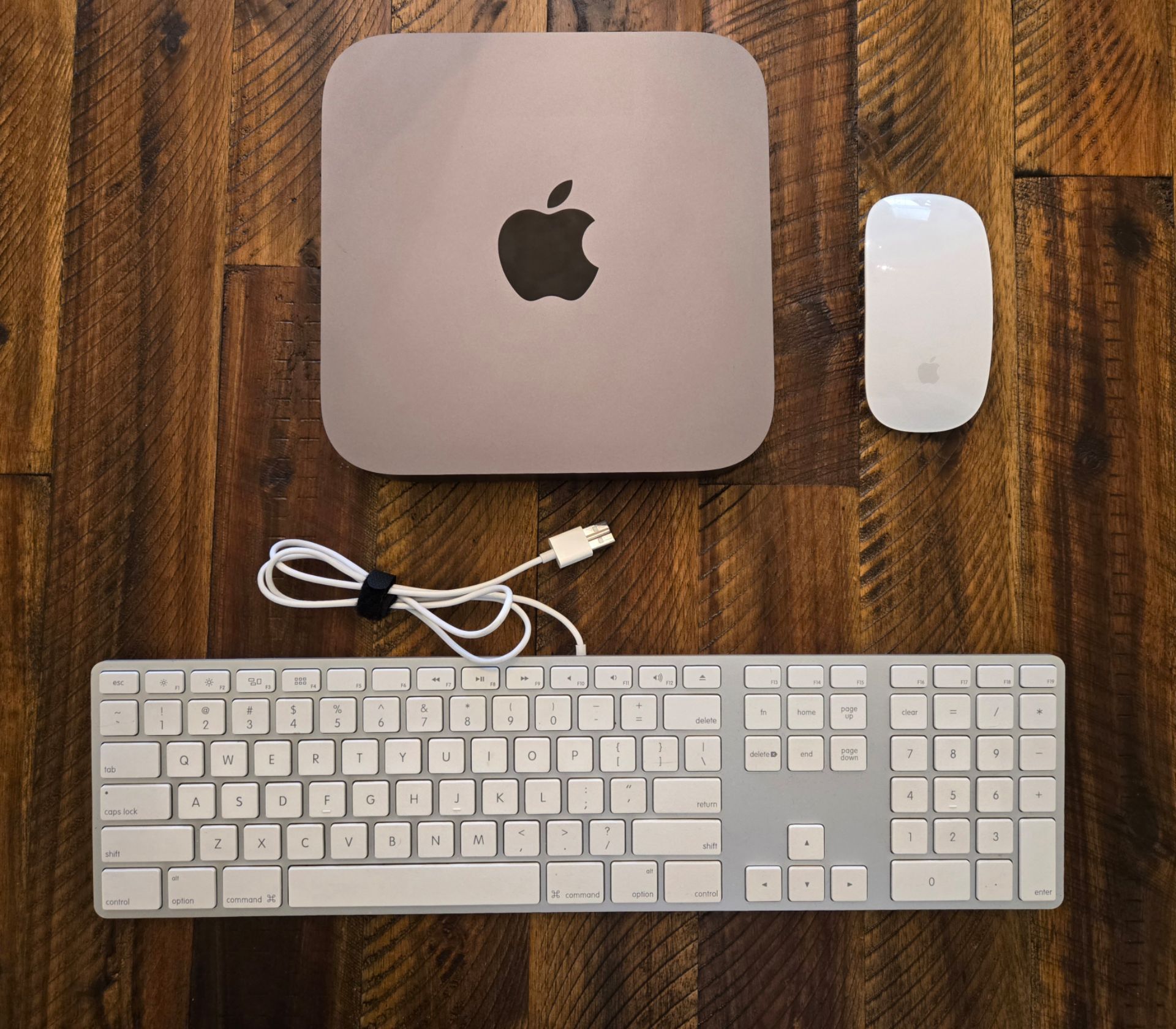 APPLE MACMINI A1993 LATE 2018 QUAD-CORE i3 3.6GHZ 8GB RAM 128GB NVME SSD