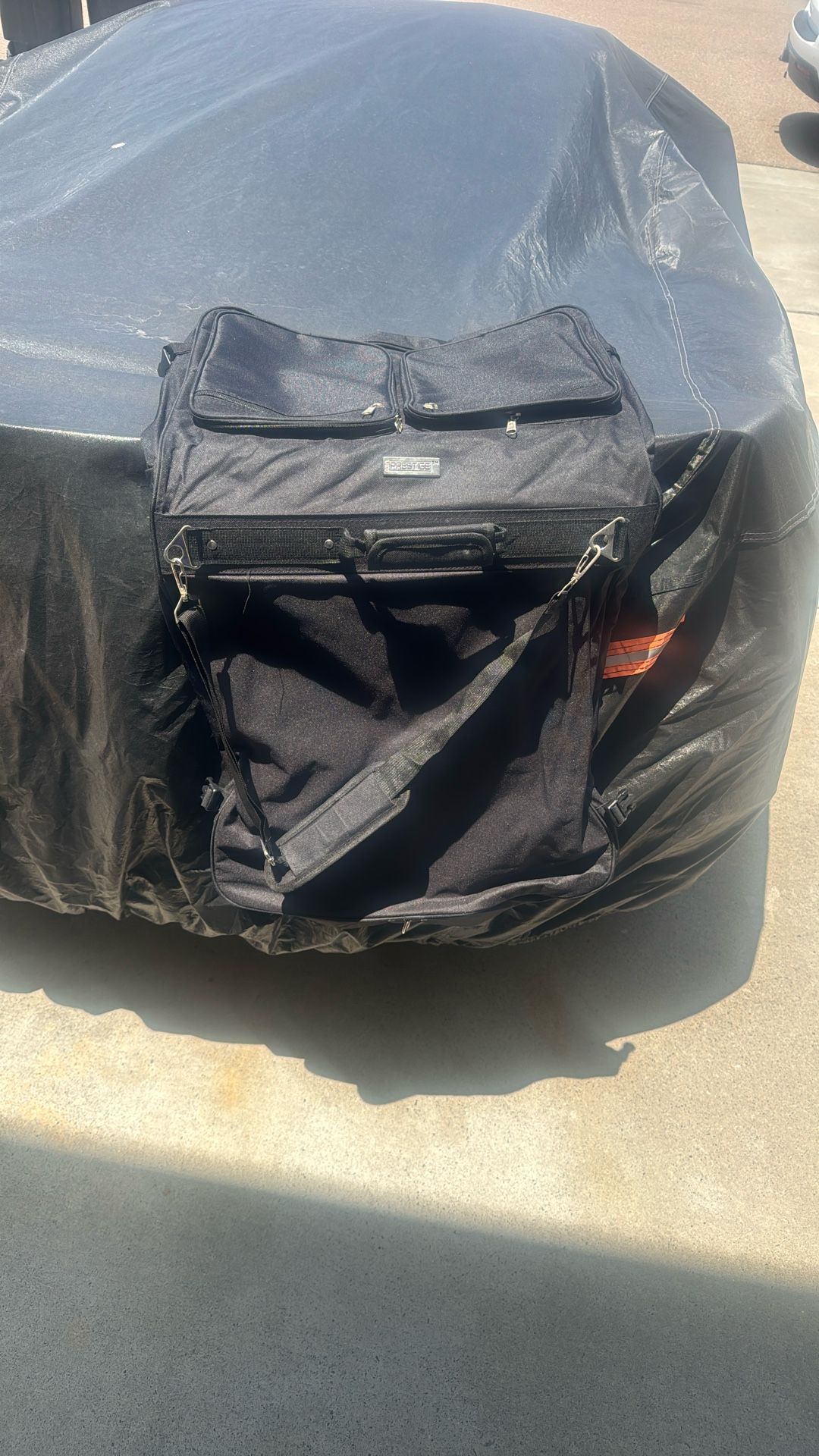 2 Zipper Garment Bag