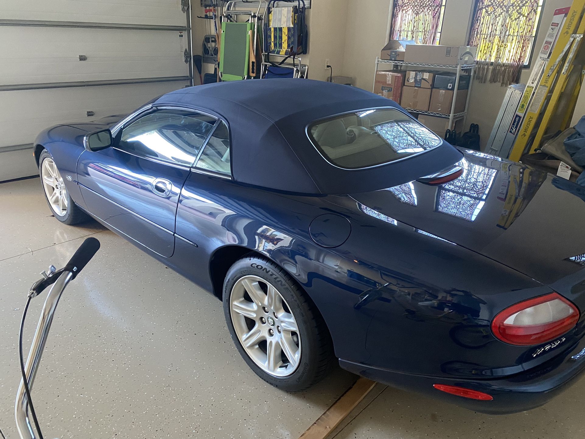 2000 Jaguar XK8