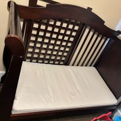 Baby/Toddler Bed like new