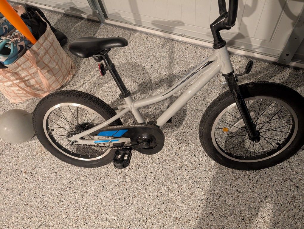 Giant Animator 16 Inch Bike