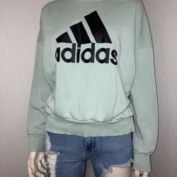 Adidas Sweater Size L