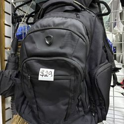 SwissGear Black Backpack 🎒 