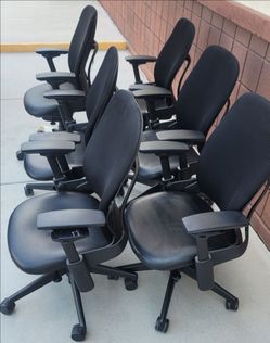 Steelcase Leap V2 Office Desk Gaming Chairs