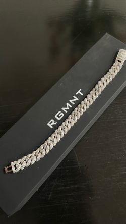 Cuban link bracelet