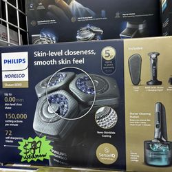 Philips Norelco Shaver 8000
