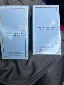 Daisy cream by Marc Jacob’s