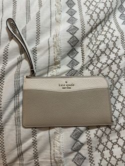 Kate Spade Wristlet 