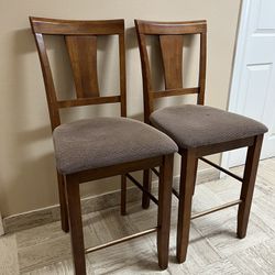 Selling Dining Chairs