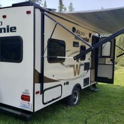 Winnebago Micro Minnie 1705RD