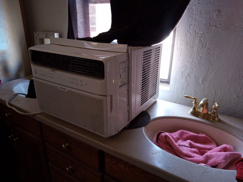 Ac Window Unit for Sale in Phoenix, AZ OfferUp